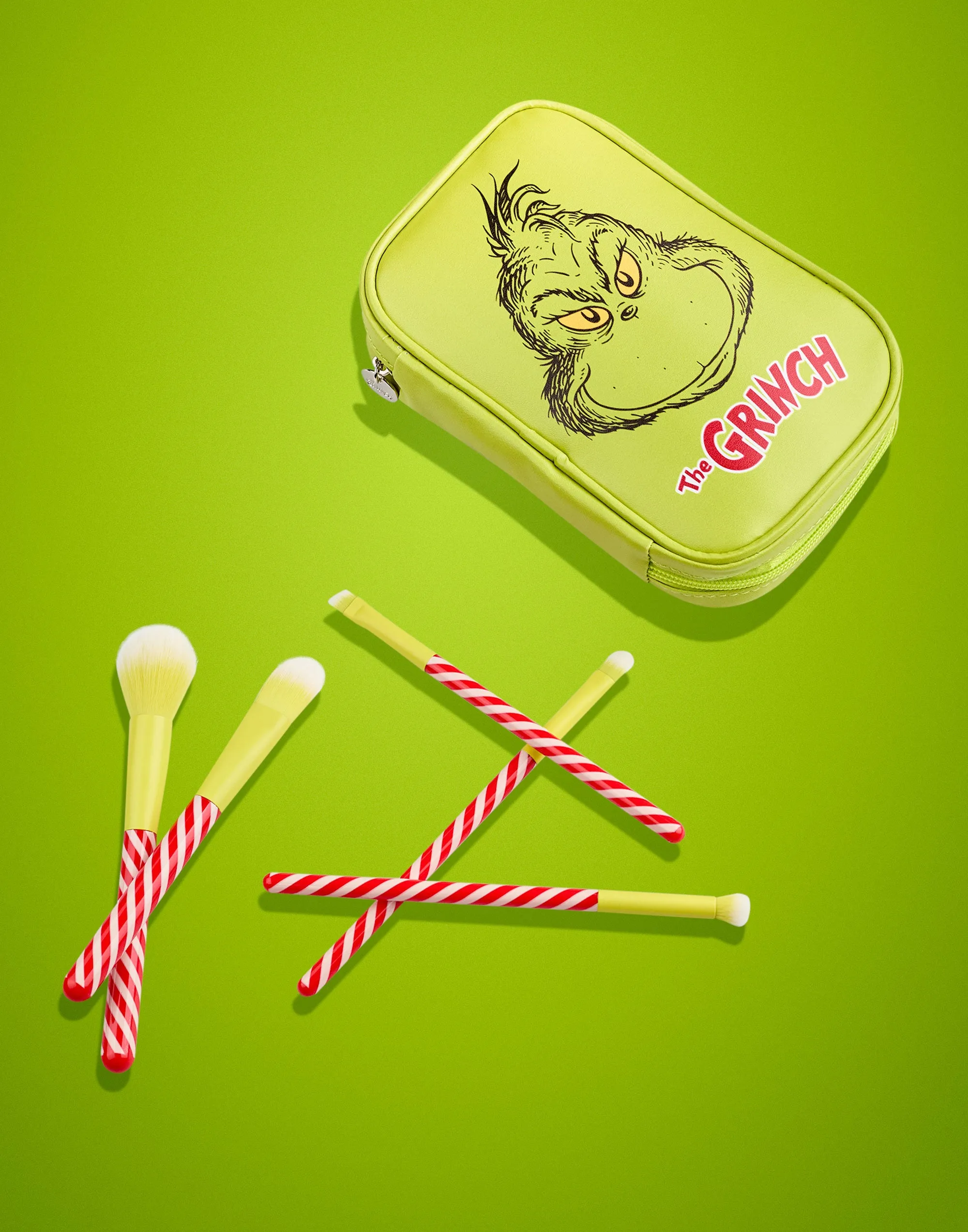 The Grinch Womens Makeup Brush Set